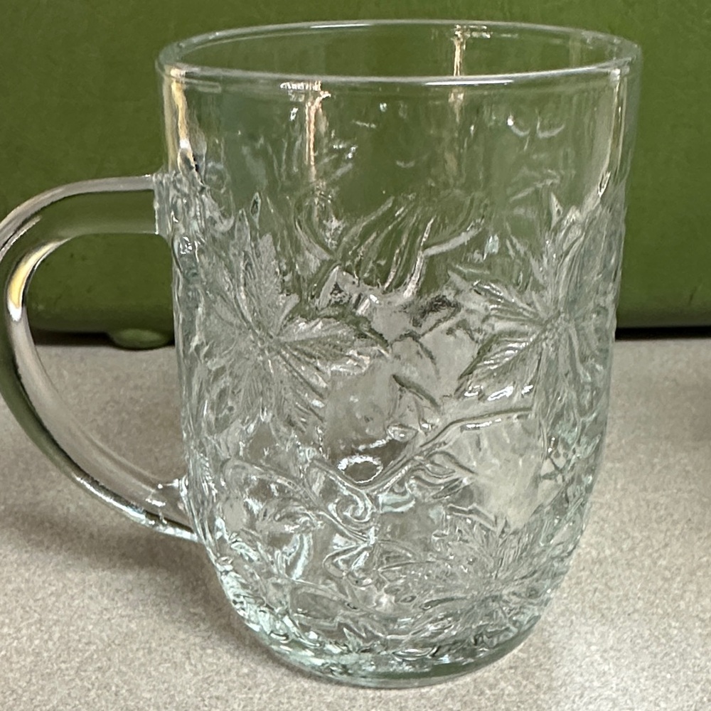 Princess House Clear Glass Leaf Mugs - Picture 2 of 11